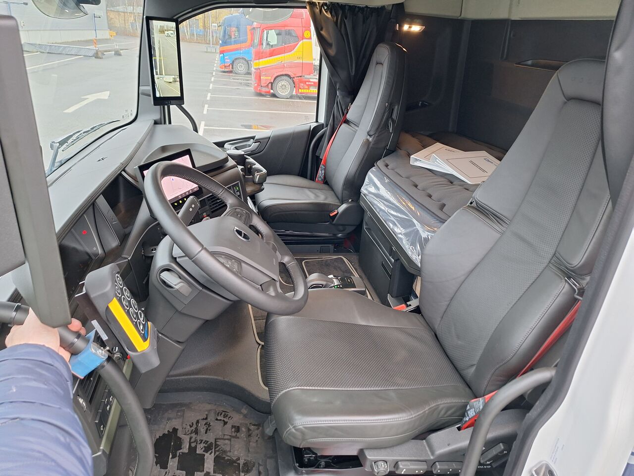 Volvo FH Aero Flisekipage 2024 - Flis