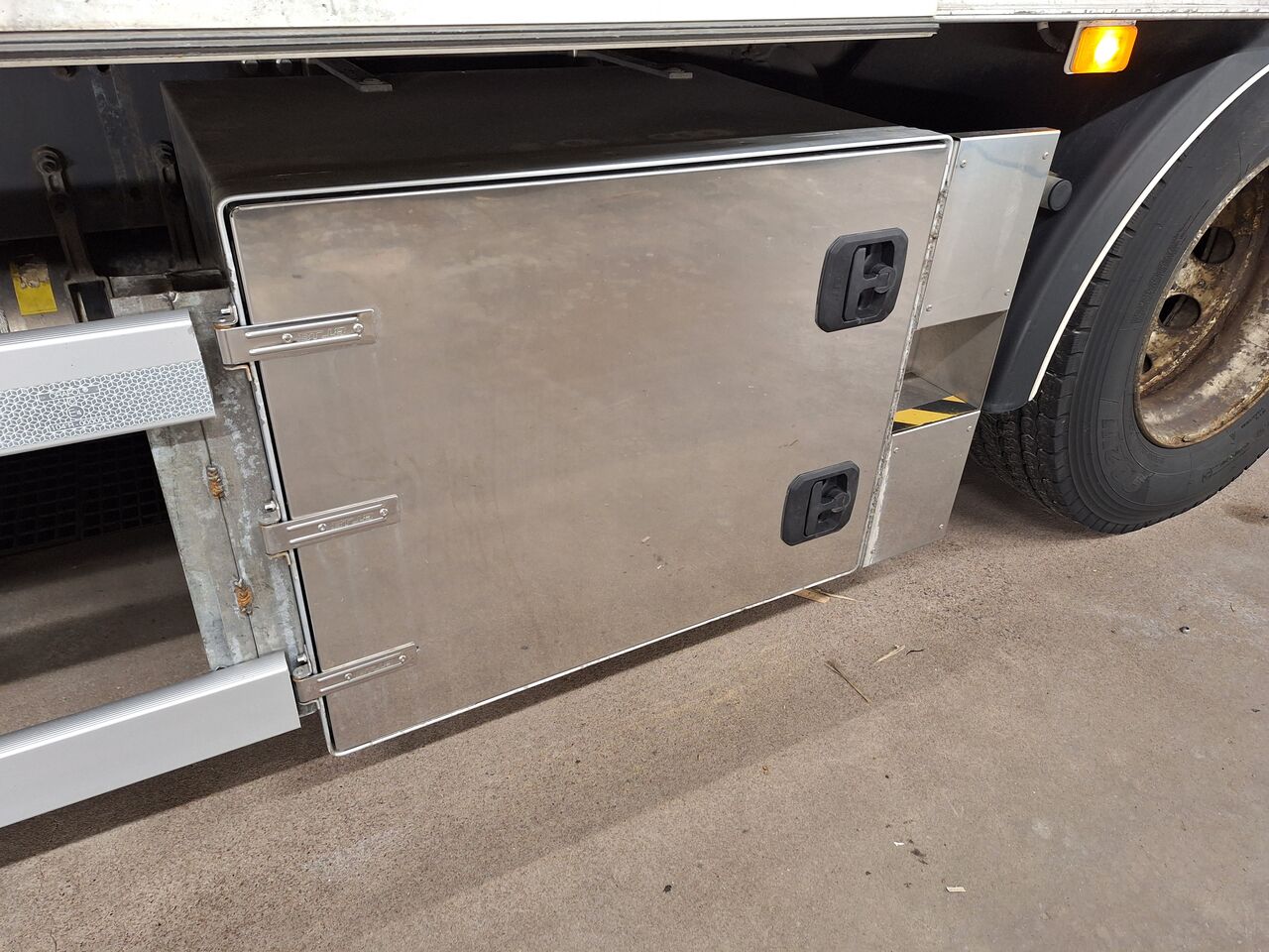 Volvo FH 6x2 Sk&aring;p 2018 - Sk&aring;p