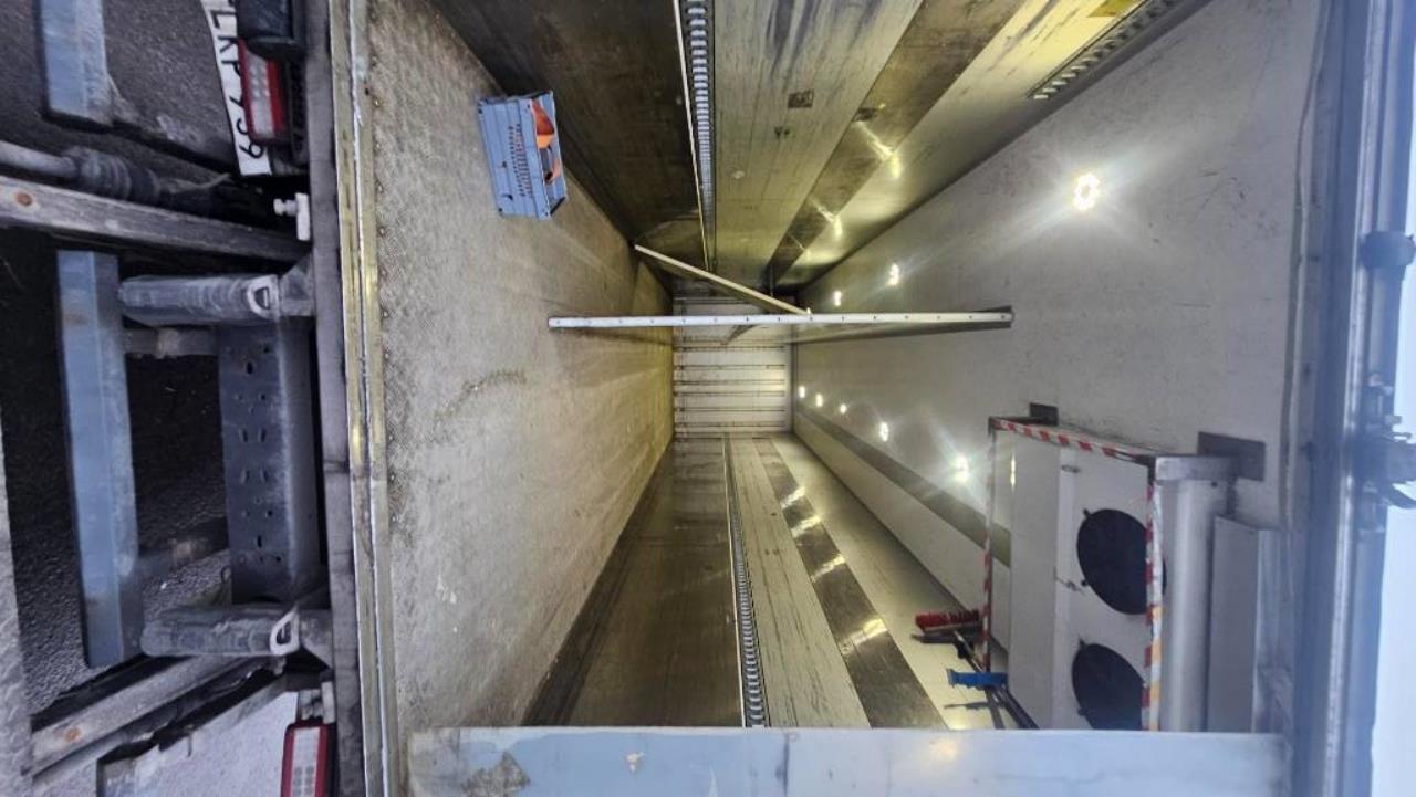 Volvo FM11 2014 - Sk&aring;p isolerat