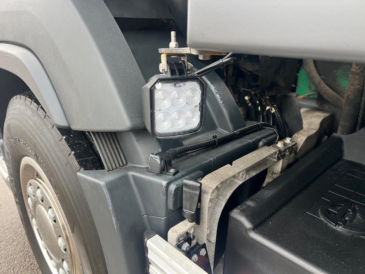 Volvo FM 430 6x2*4 Laxo Liftdumper, Euro 6 2020 - V&auml;xelflak