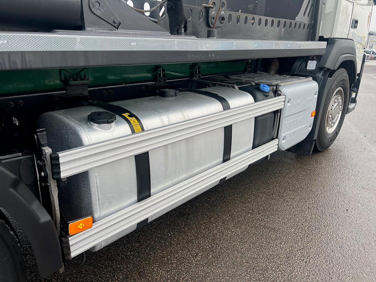 Volvo FM 430 6x2*4 Laxo Liftdumper, Euro 6 2020 - V&auml;xelflak