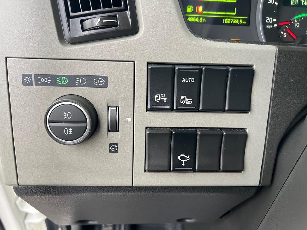 Volvo FM 430 6x2*4 Laxo Liftdumper, Euro 6 2020 - V&auml;xelflak