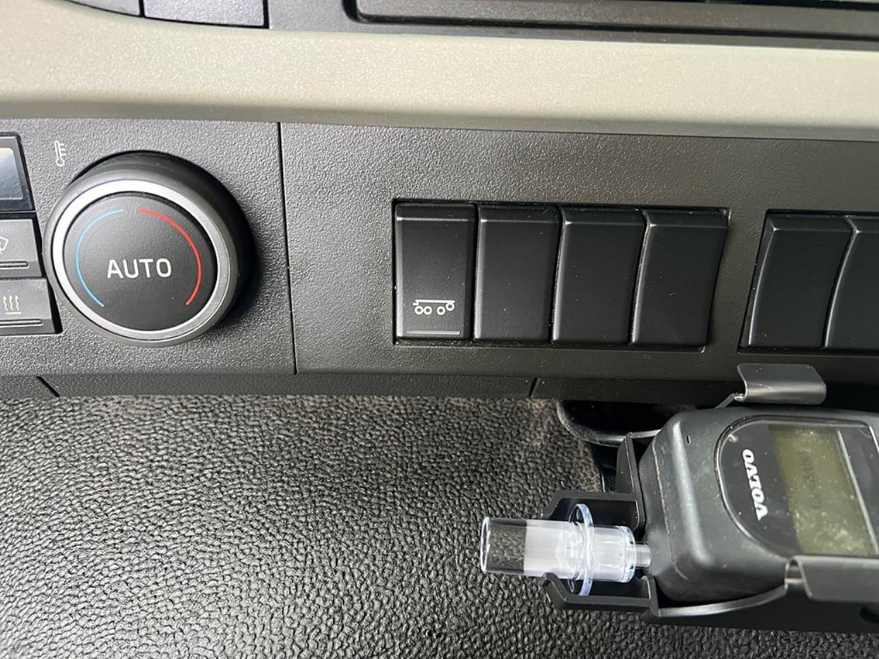 Volvo FM 430 6x2*4 Laxo Liftdumper, Euro 6 2020 - V&auml;xelflak