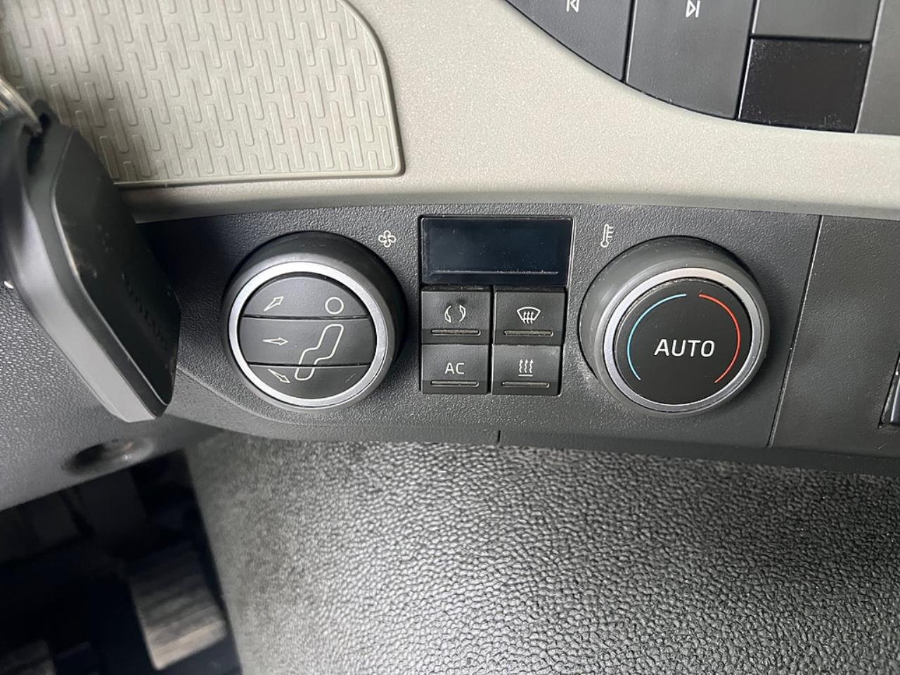 Volvo FM 430 6x2*4 Laxo Liftdumper, Euro 6 2020 - V&auml;xelflak