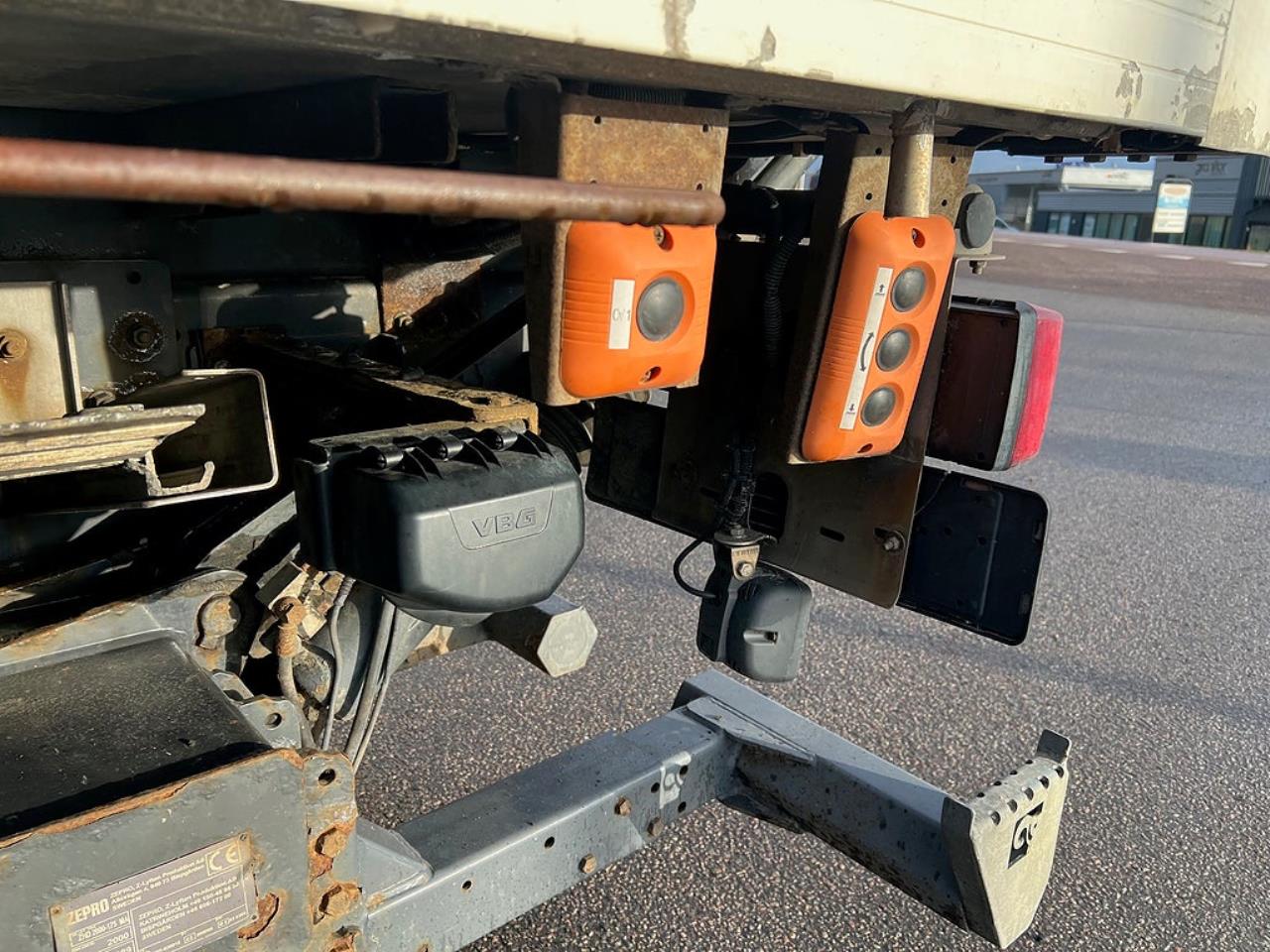 Scania R490 6x2*4 Kylbil / Frysbil 2 Zons, Euro 6 2014 - Sk&aring;p isolerat