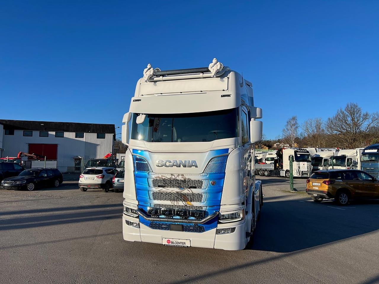 Scania R660 V8 6x4 Dragbil Tandem Lyftbar Axel  2022 - Dragbil