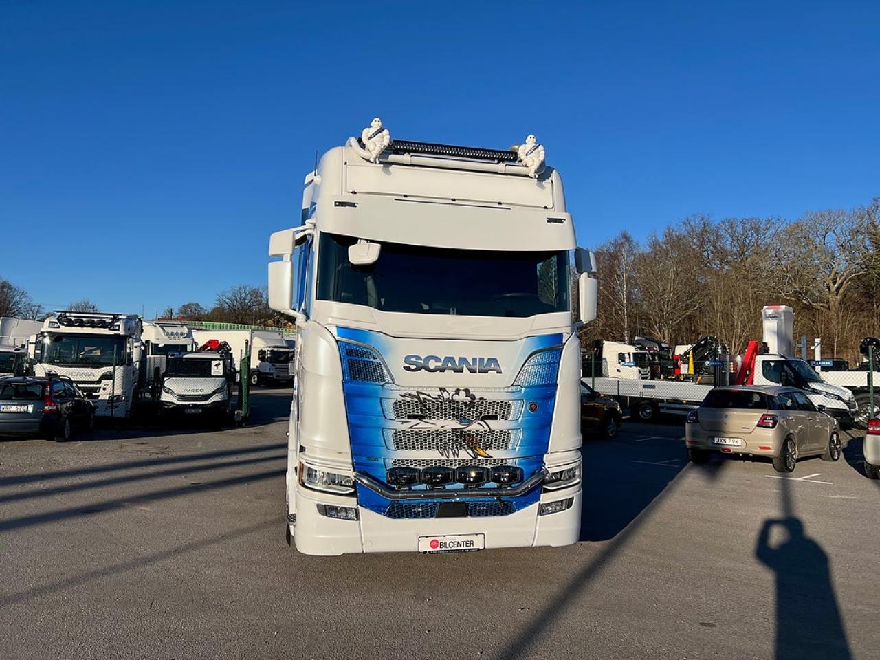 Scania R660 V8 6x4 Dragbil Tandem Lyftbar Axel  2022 - Dragbil