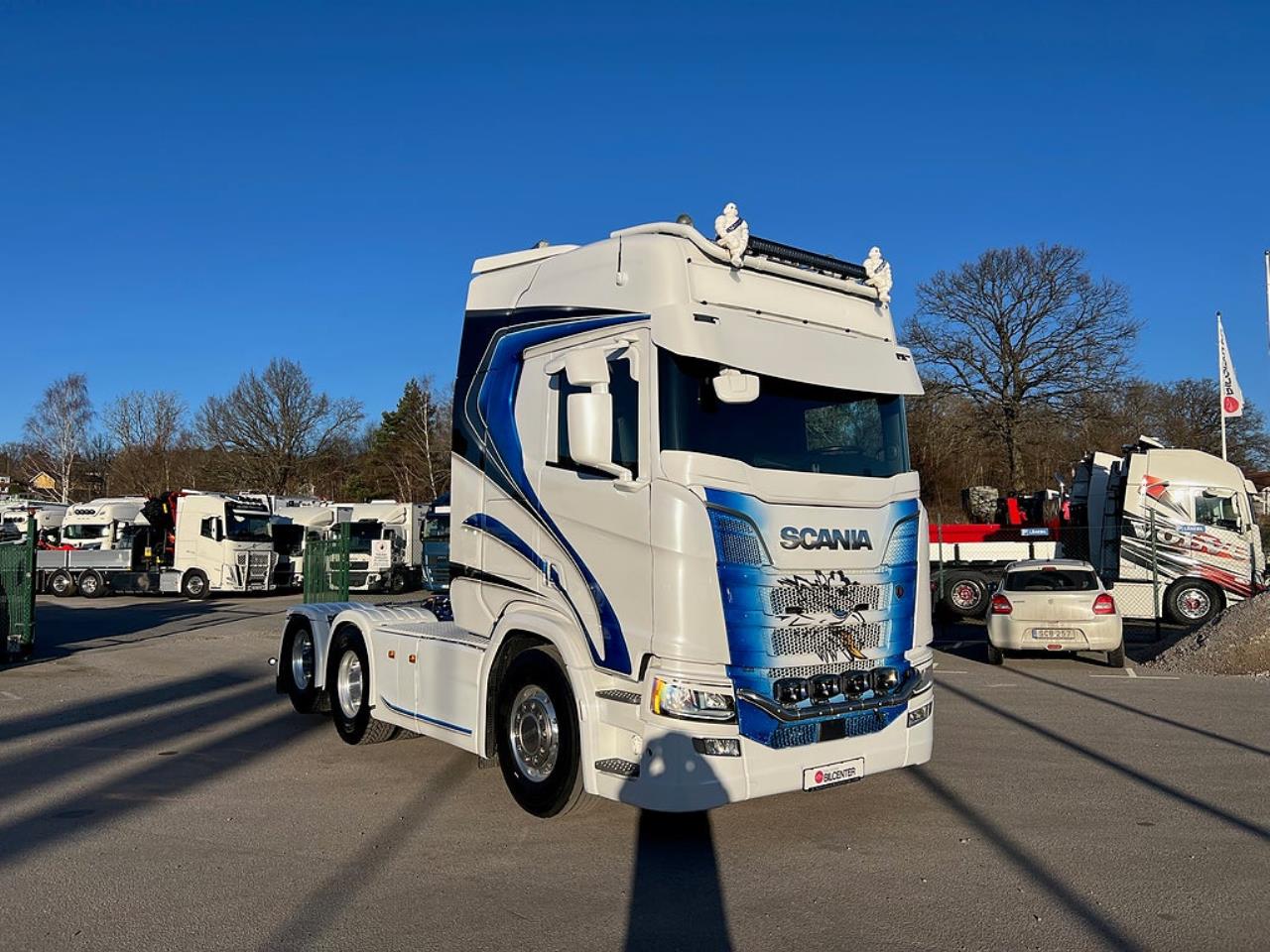 Scania R660 V8 6x4 Dragbil Tandem Lyftbar Axel  2022 - Dragbil