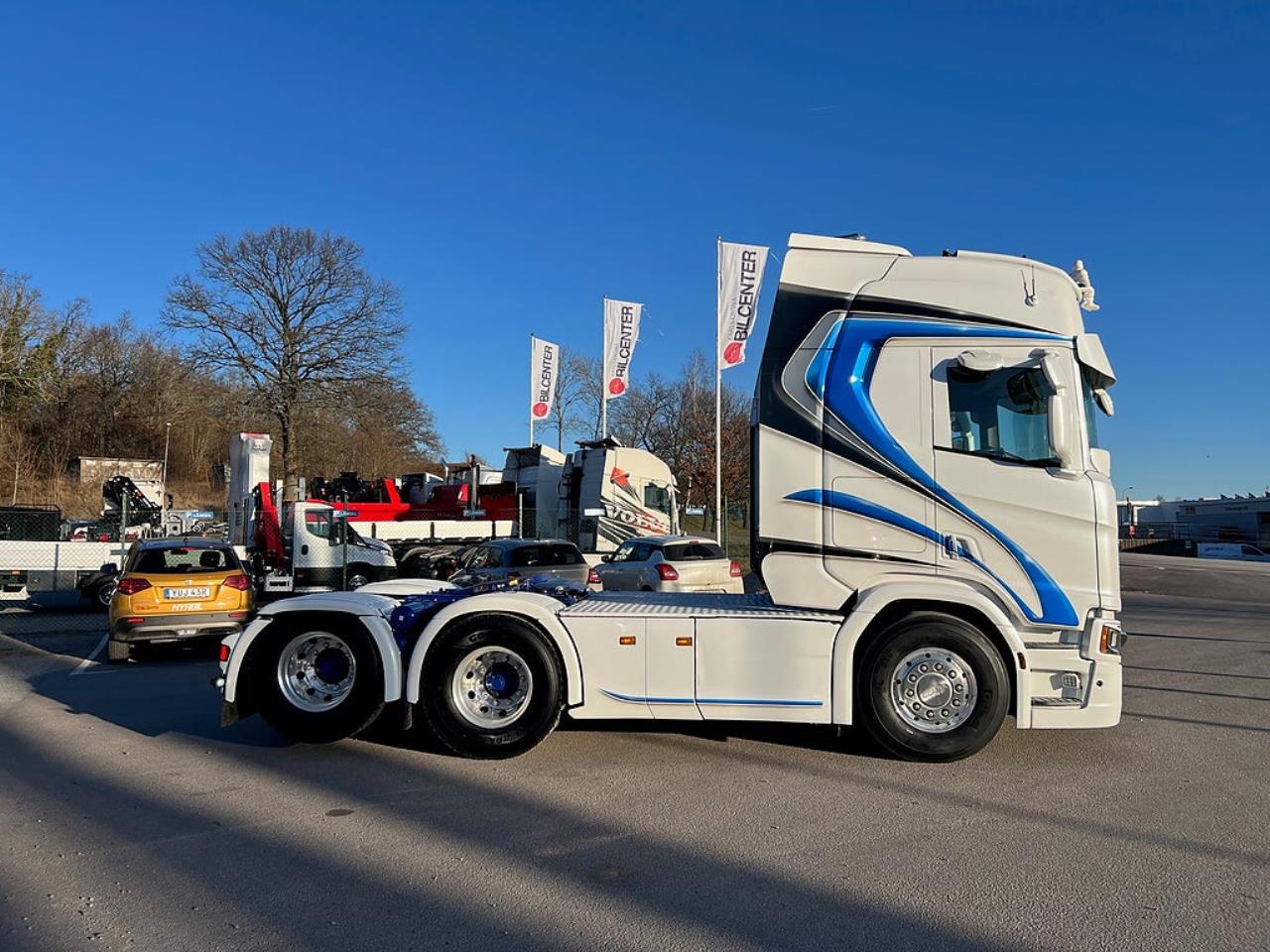 Scania R660 V8 6x4 Dragbil Tandem Lyftbar Axel  2022 - Dragbil