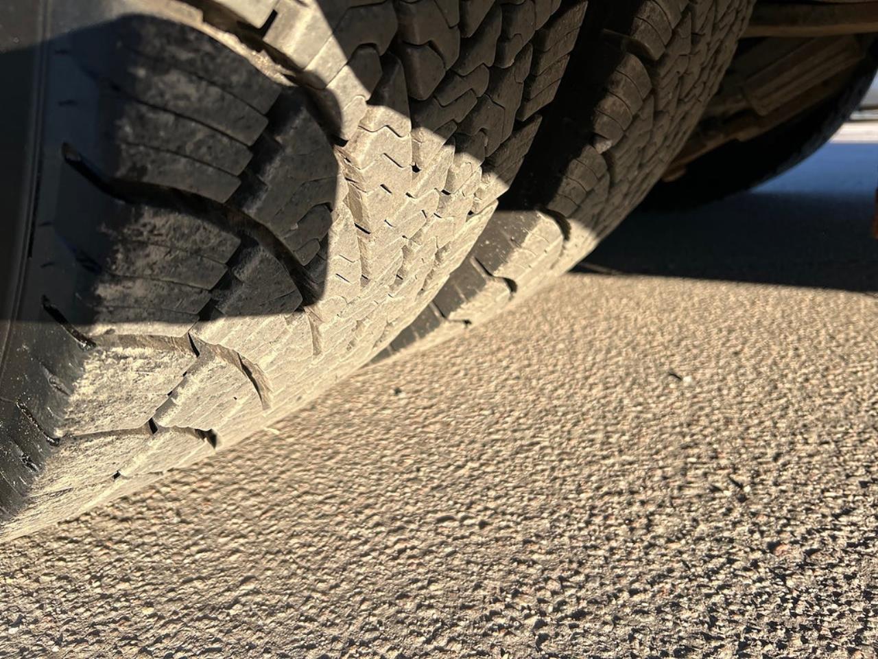 Scania R660 V8 6x4 Dragbil Tandem Lyftbar Axel  2022 - Dragbil