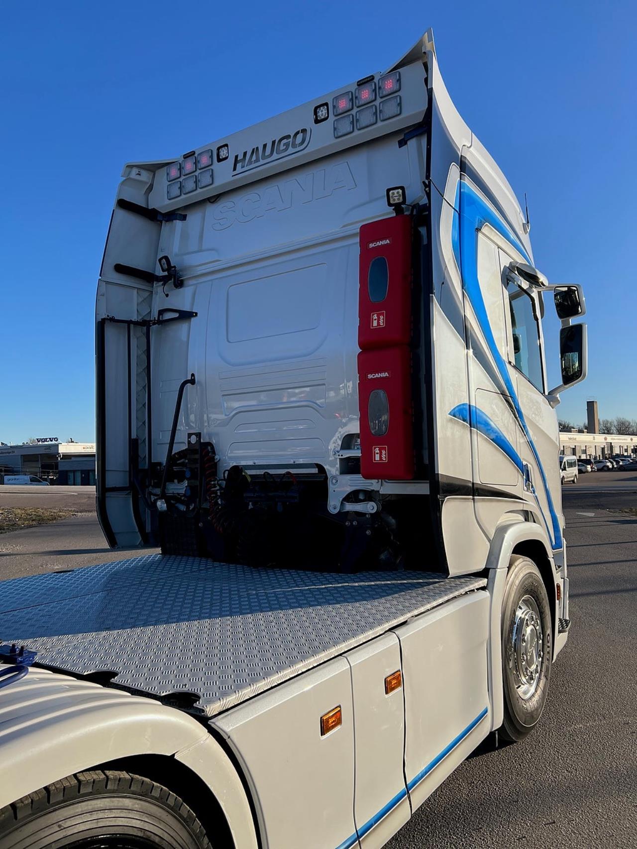 Scania R660 V8 6x4 Dragbil Tandem Lyftbar Axel  2022 - Dragbil