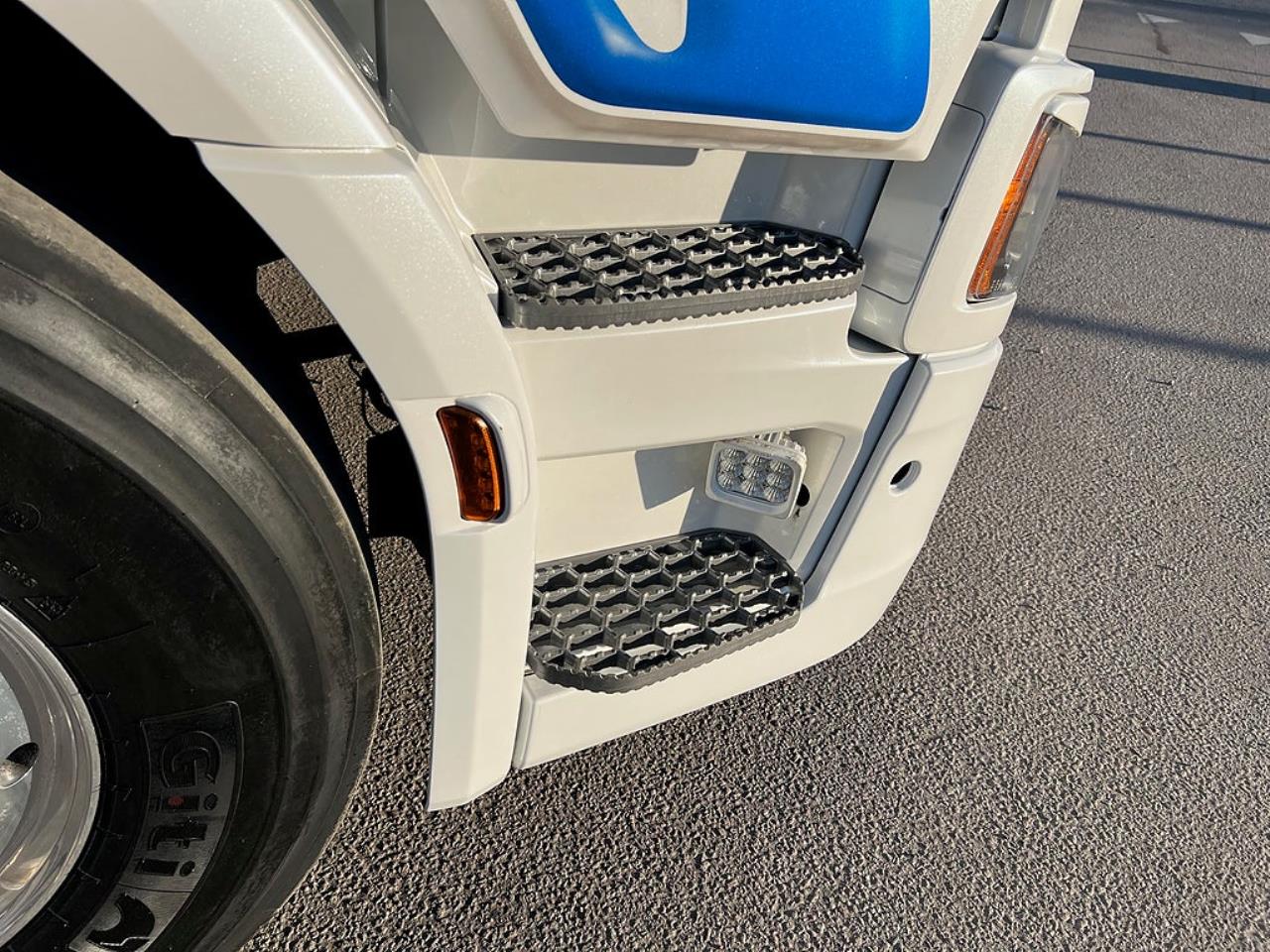 Scania R660 V8 6x4 Dragbil Tandem Lyftbar Axel  2022 - Dragbil