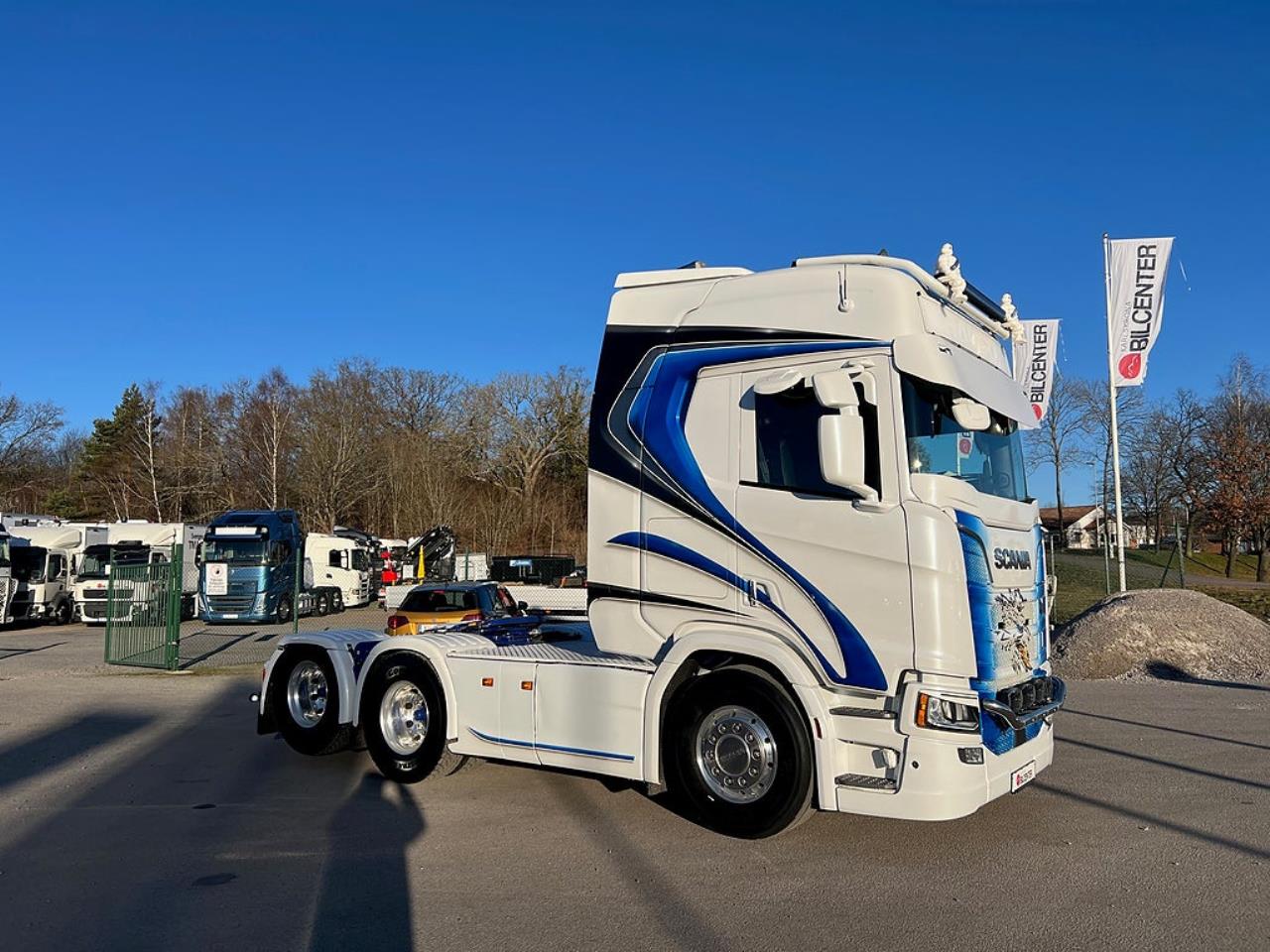 Scania R660 V8 6x4 Dragbil Tandem Lyftbar Axel  2022 - Dragbil