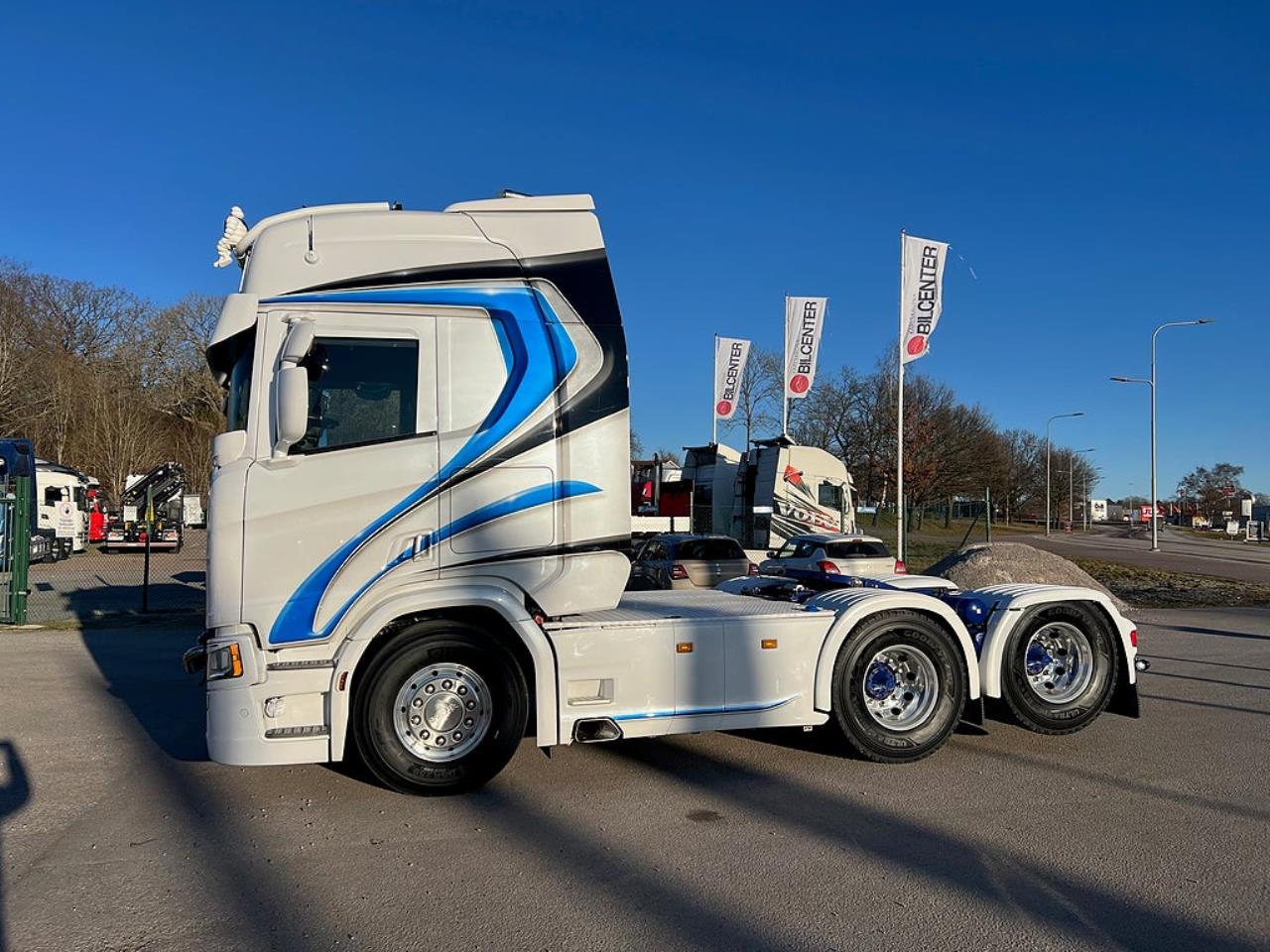 Scania R660 V8 6x4 Dragbil Tandem Lyftbar Axel  2022 - Dragbil