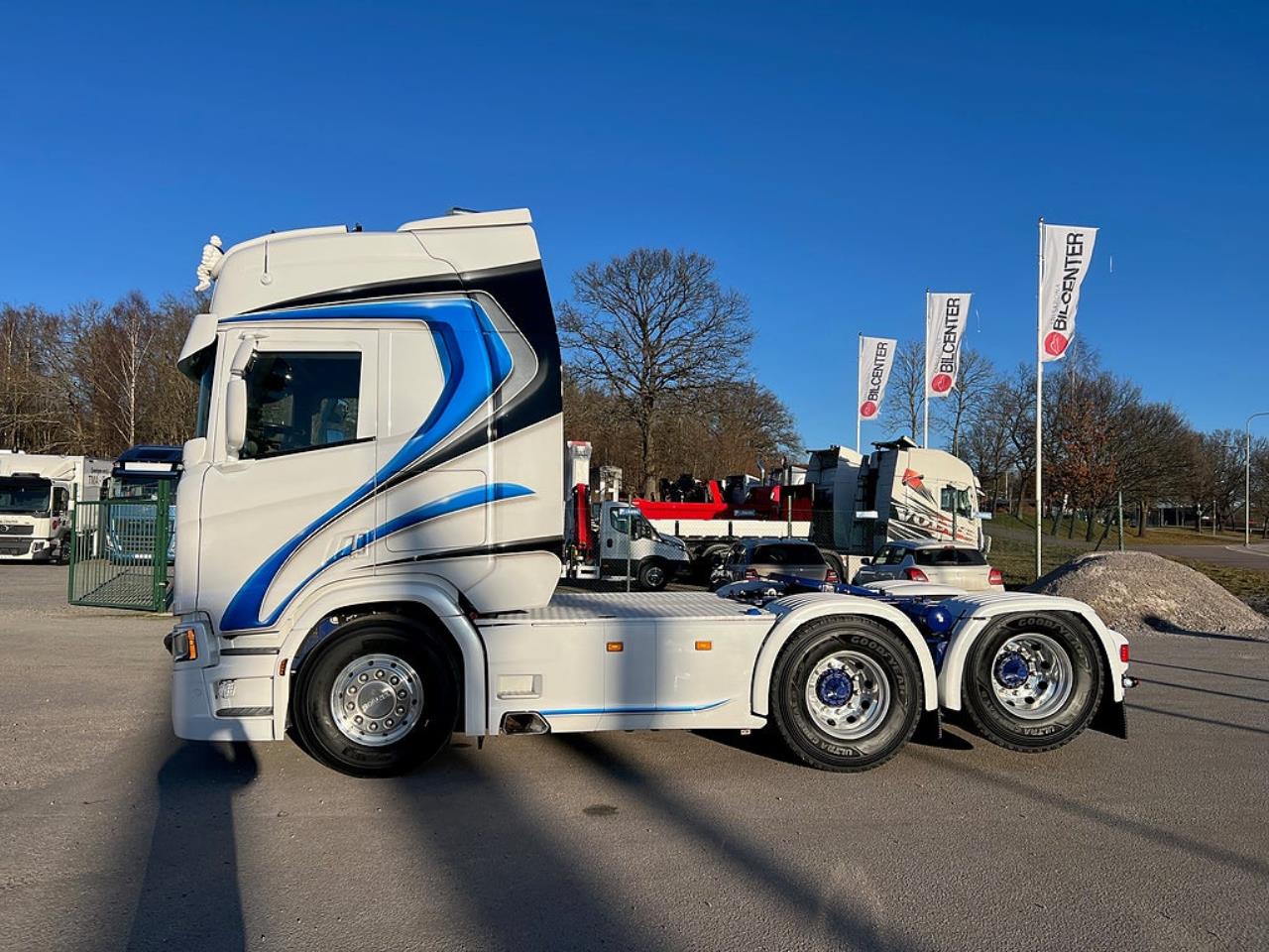 Scania R660 V8 6x4 Dragbil Tandem Lyftbar Axel  2022 - Dragbil