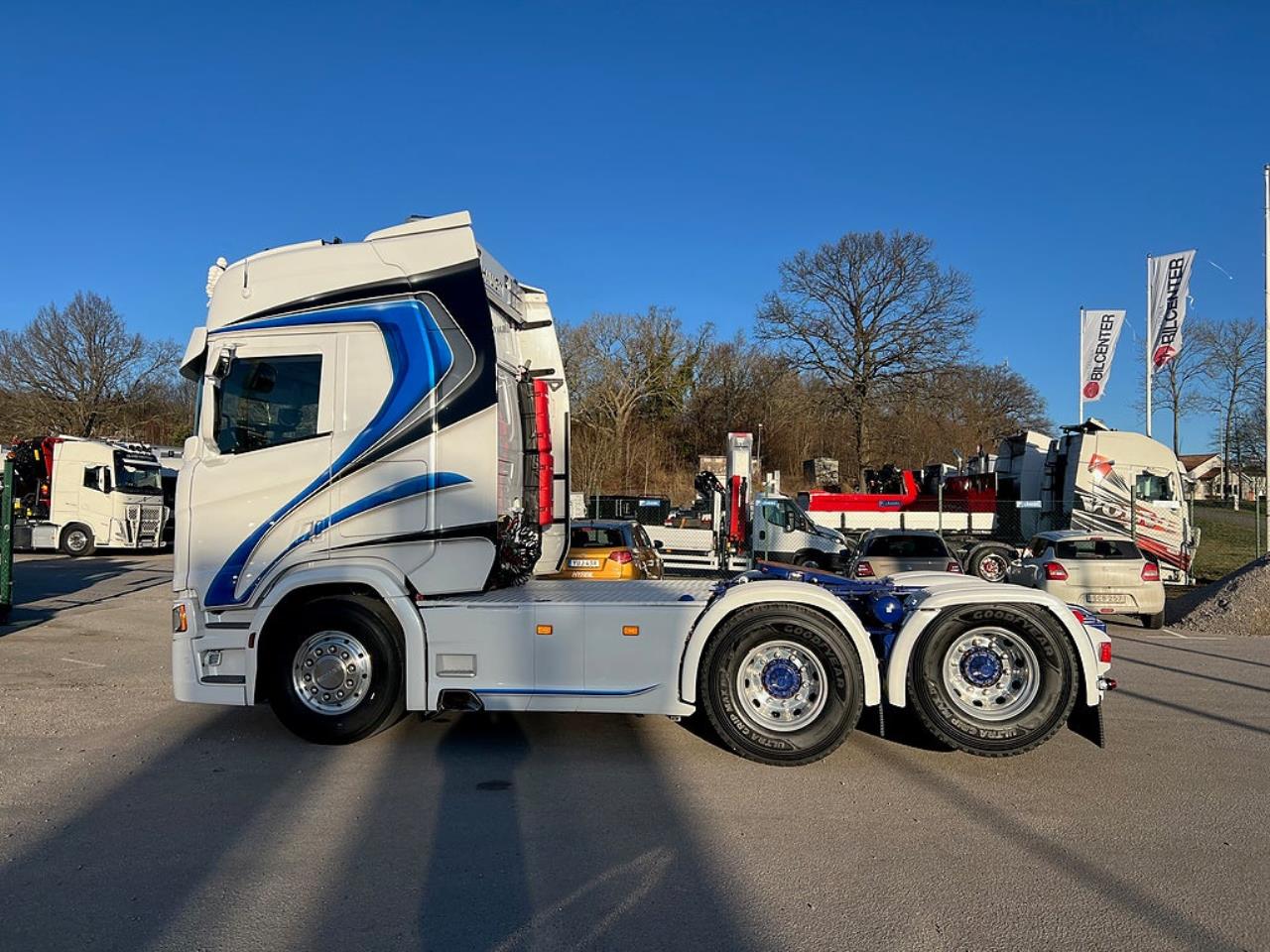 Scania R660 V8 6x4 Dragbil Tandem Lyftbar Axel  2022 - Dragbil