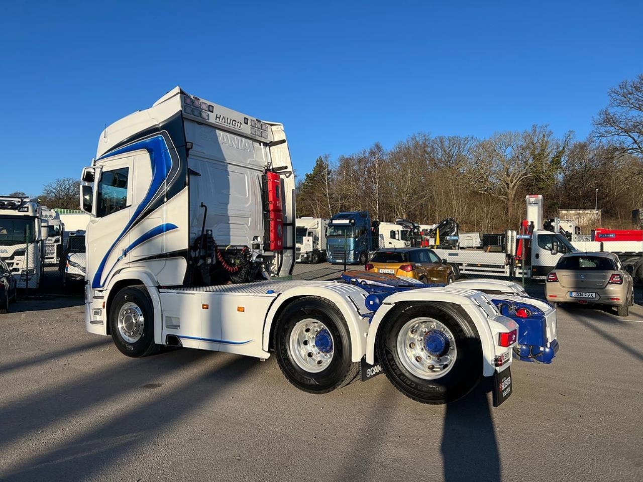 Scania R660 V8 6x4 Dragbil Tandem Lyftbar Axel  2022 - Dragbil