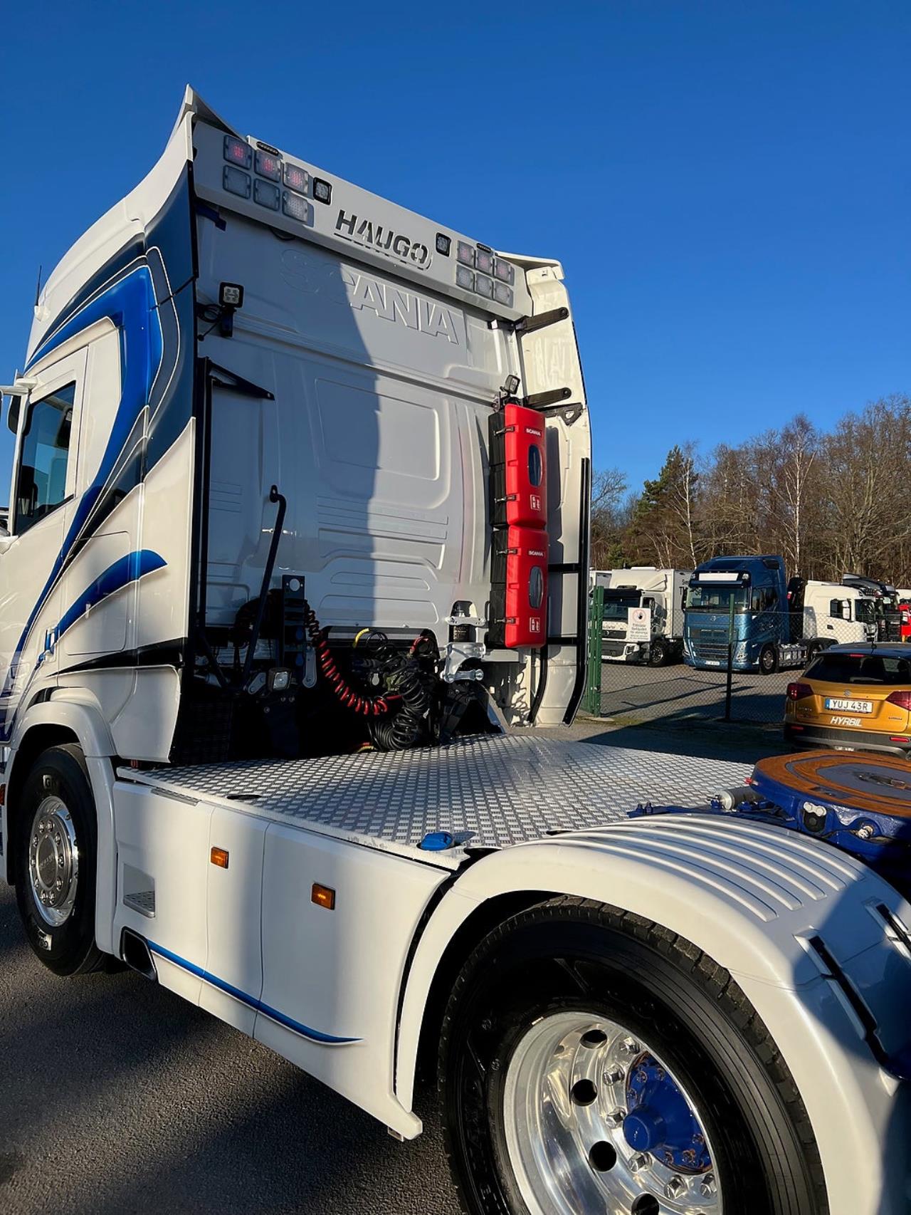Scania R660 V8 6x4 Dragbil Tandem Lyftbar Axel  2022 - Dragbil