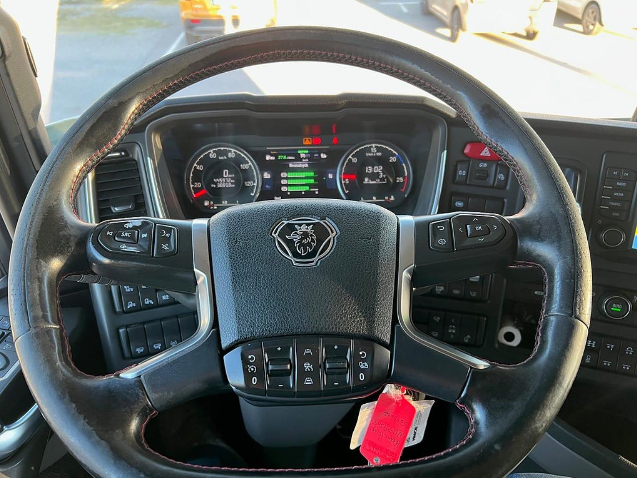 Scania R660 V8 6x4 Dragbil Tandem Lyftbar Axel  2022 - Dragbil