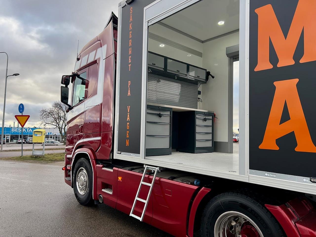 Scania S500 4x2 TMA Bil Sk&aring;p MaxiSign Online & Verdegro 2021 - Sk&aring;p