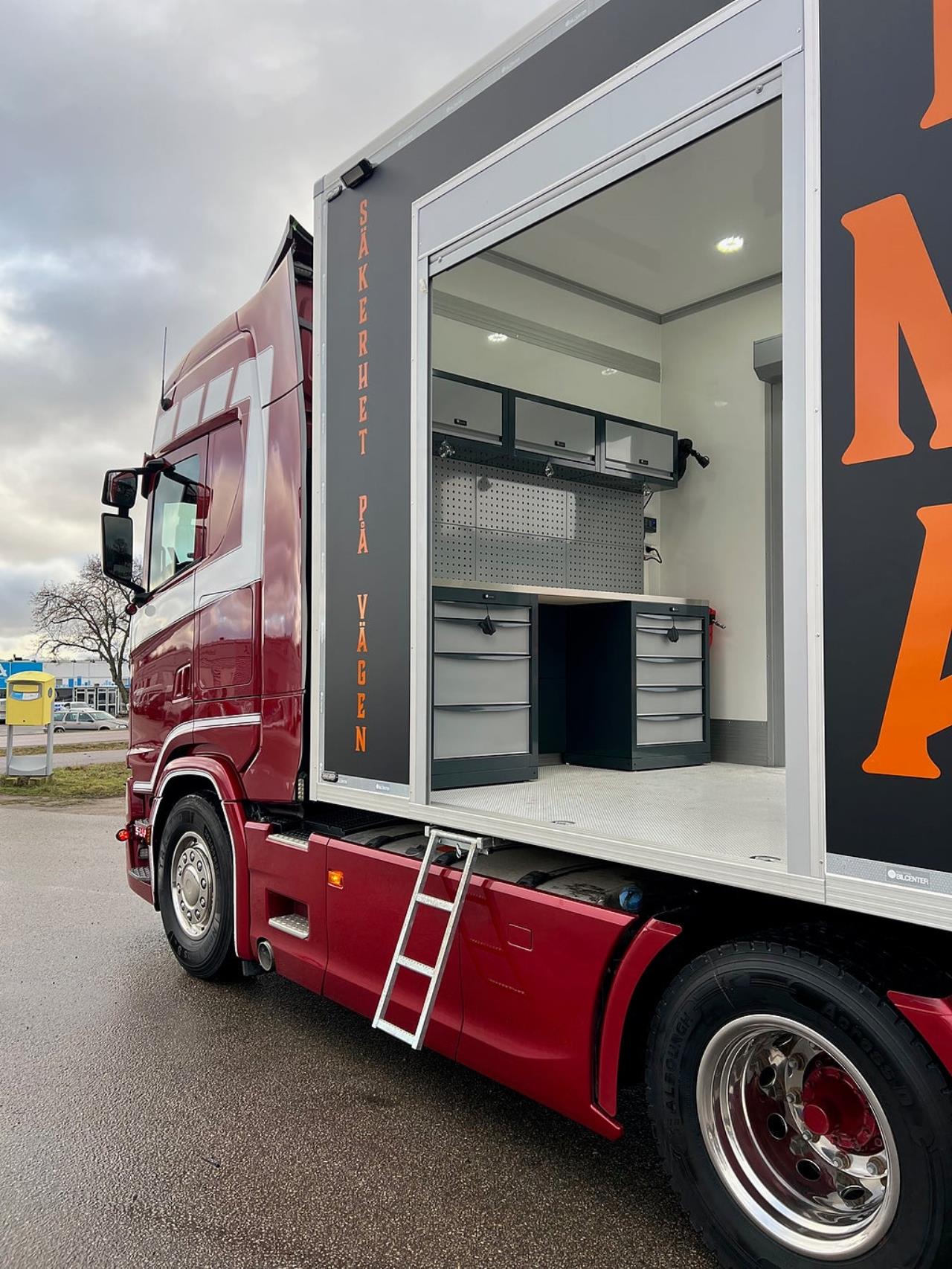 Scania S500 4x2 TMA Bil Sk&aring;p MaxiSign Online & Verdegro 2021 - Sk&aring;p