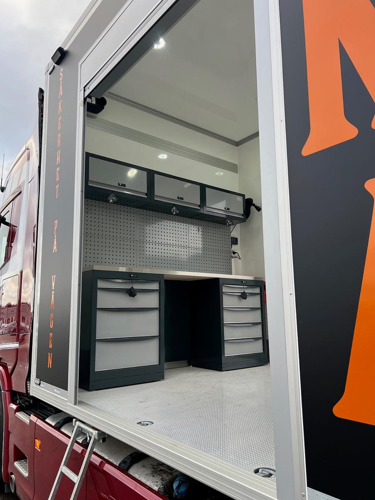 Scania S500 4x2 TMA Bil Sk&aring;p MaxiSign Online & Verdegro 2021 - Sk&aring;p