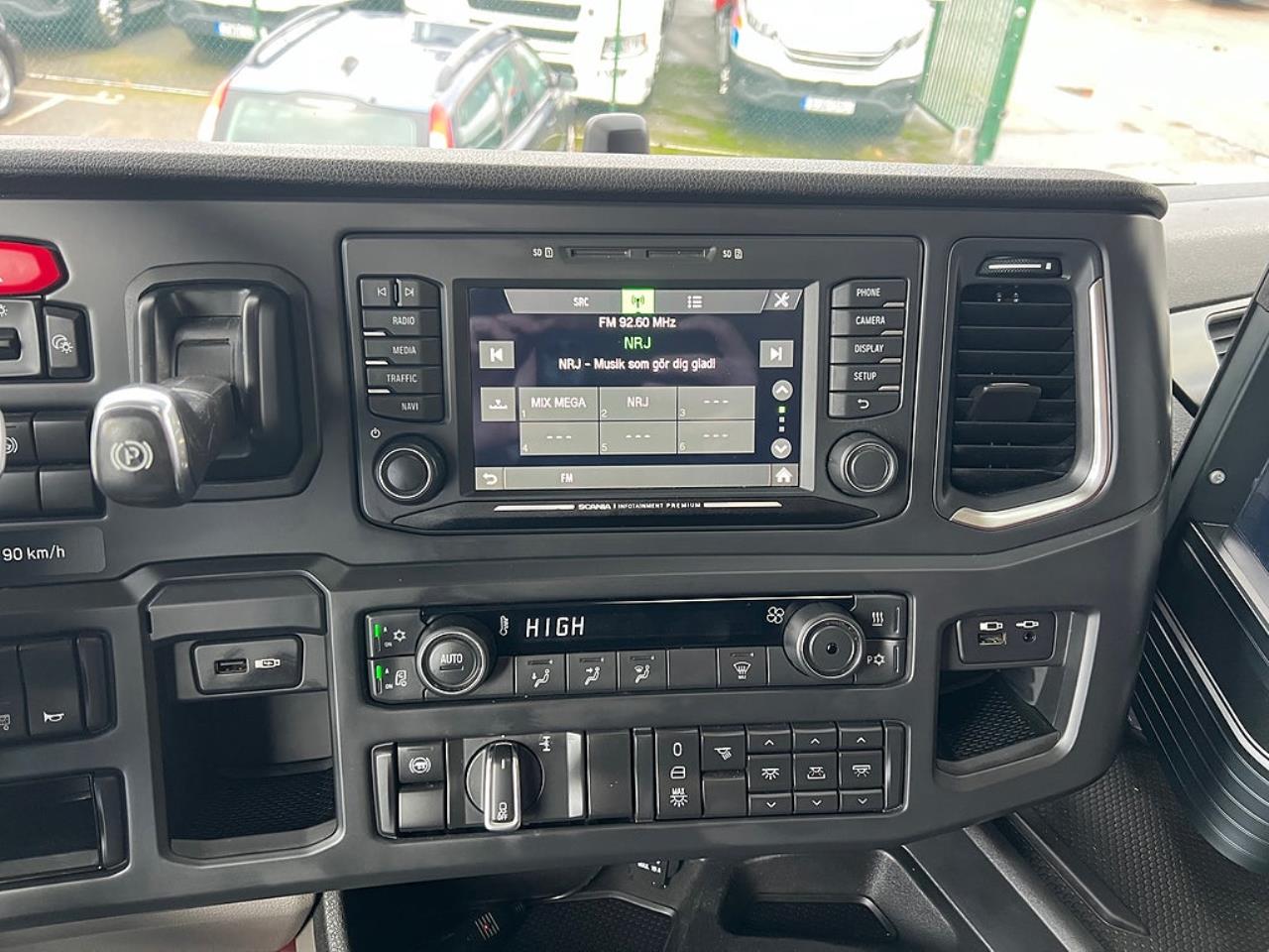 Scania S500 4x2 TMA Bil Sk&aring;p MaxiSign Online & Verdegro 2021 - Sk&aring;p