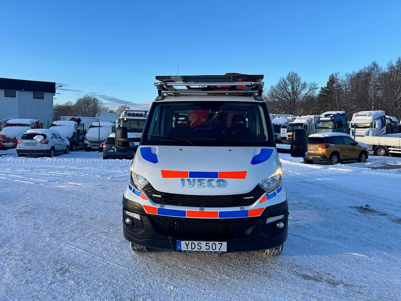 Iveco Daily 72C17 4x2 Kranbil MKT Extra Utrustning Euro 6 2017 - Kran