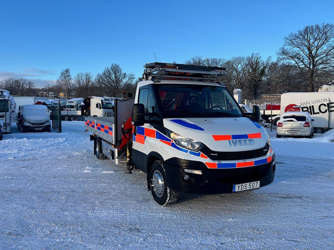Iveco Daily 72C17 4x2 Kranbil MKT Extra Utrustning Euro 6 2017 - Kran
