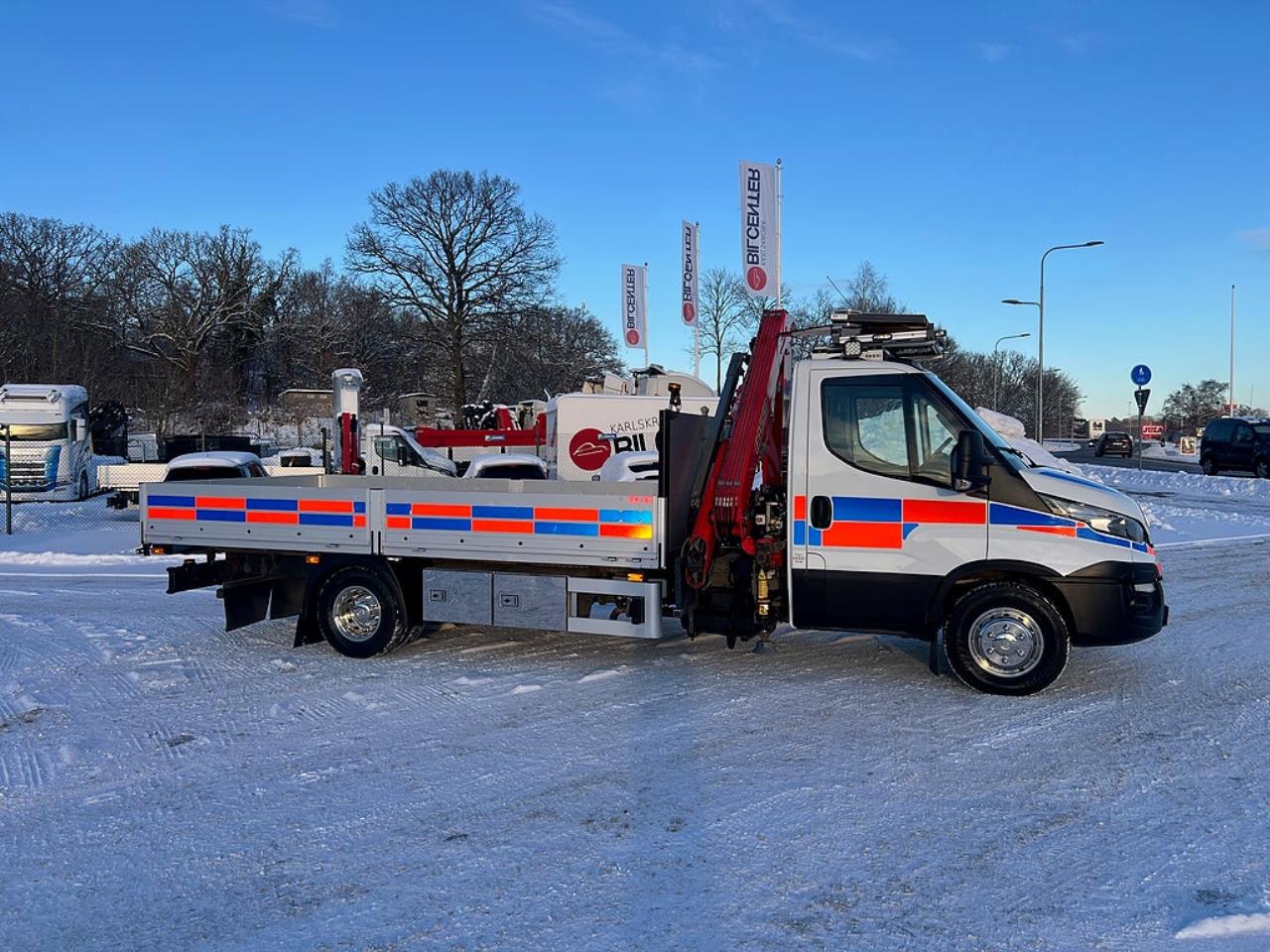 Iveco Daily 72C17 4x2 Kranbil MKT Extra Utrustning Euro 6 2017 - Kran