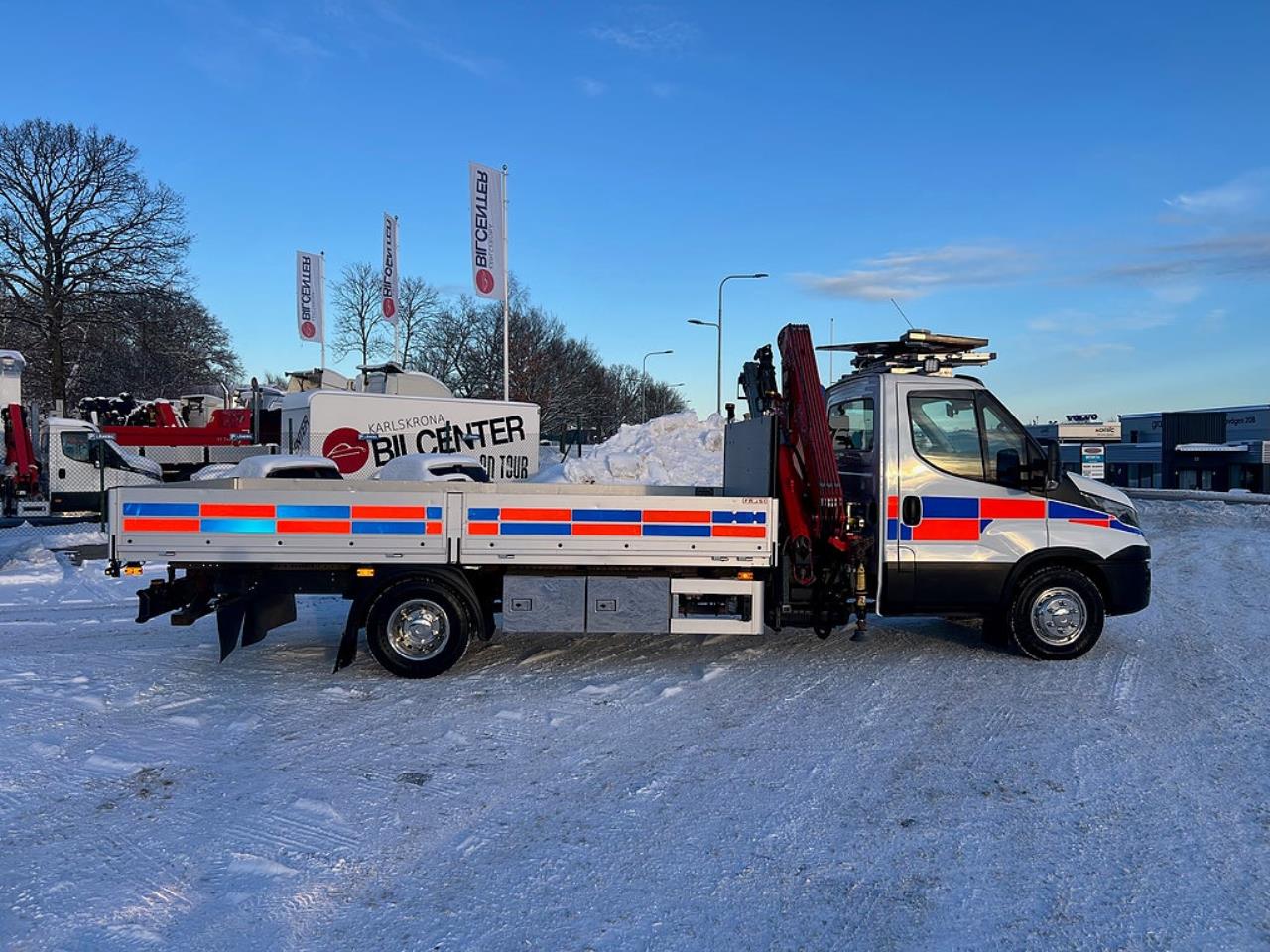 Iveco Daily 72C17 4x2 Kranbil MKT Extra Utrustning Euro 6 2017 - Kran