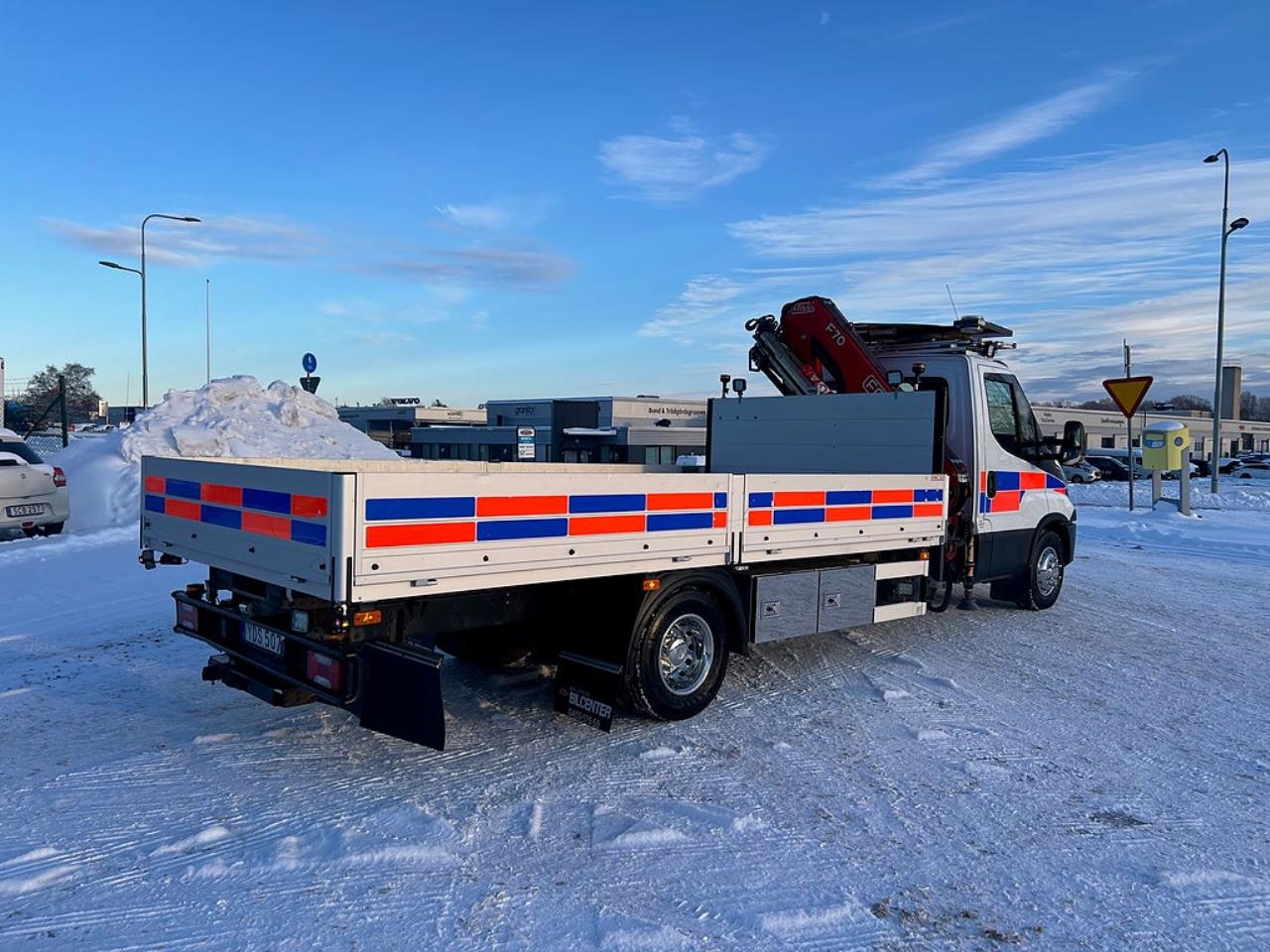 Iveco Daily 72C17 4x2 Kranbil MKT Extra Utrustning Euro 6 2017 - Kran