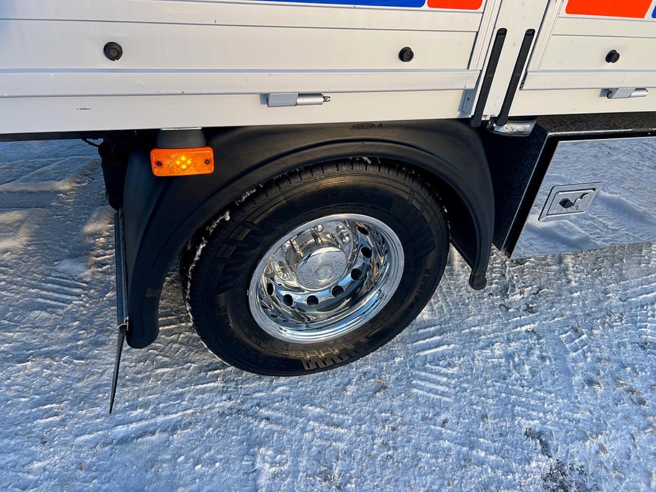 Iveco Daily 72C17 4x2 Kranbil MKT Extra Utrustning Euro 6 2017 - Kran