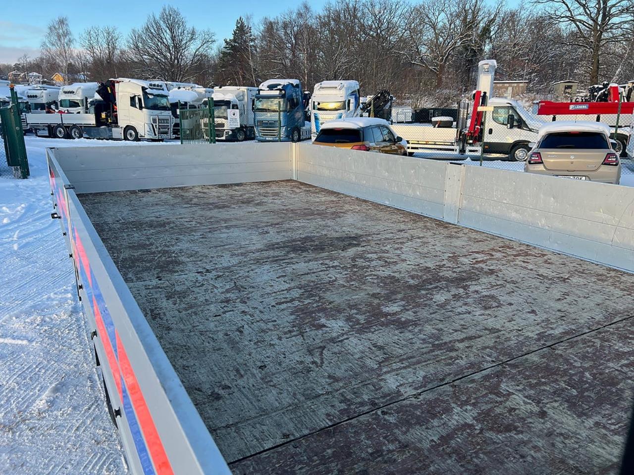 Iveco Daily 72C17 4x2 Kranbil MKT Extra Utrustning Euro 6 2017 - Kran