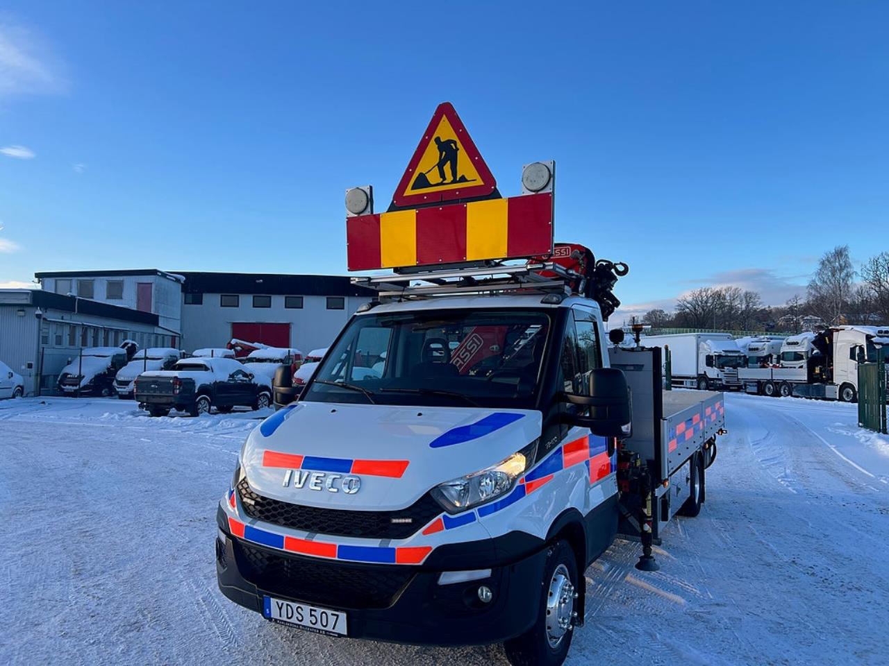 Iveco Daily 72C17 4x2 Kranbil MKT Extra Utrustning Euro 6 2017 - Kran