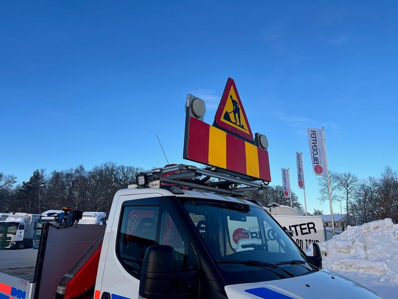 Iveco Daily 72C17 4x2 Kranbil MKT Extra Utrustning Euro 6 2017 - Kran