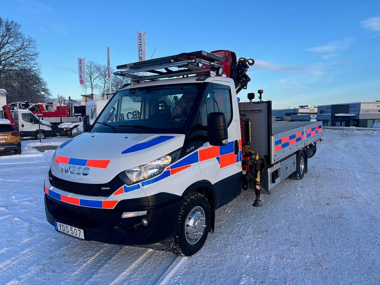 Iveco Daily 72C17 4x2 Kranbil MKT Extra Utrustning Euro 6 2017 - Kran