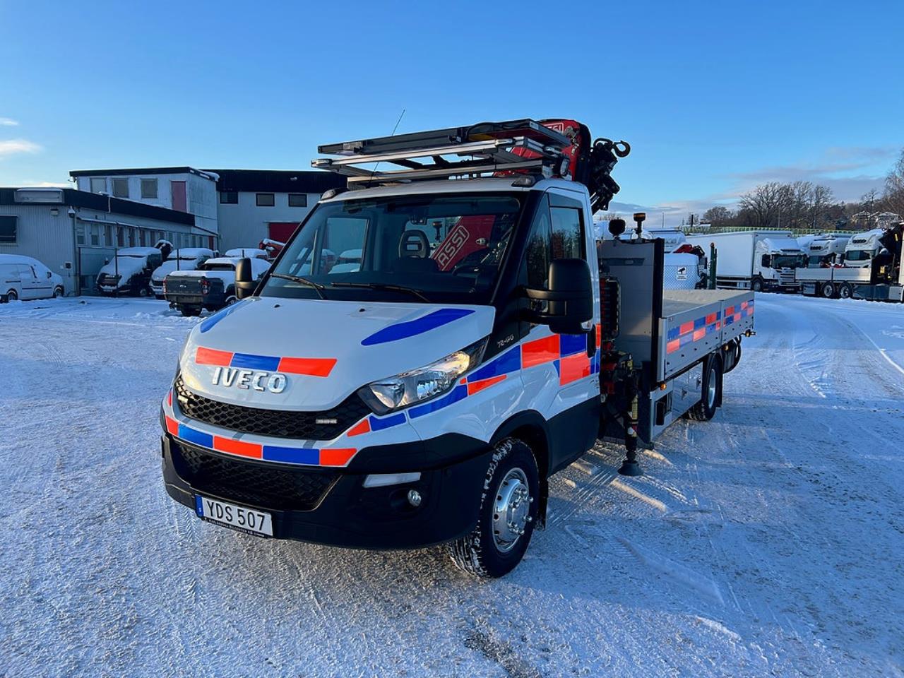 Iveco Daily 72C17 4x2 Kranbil MKT Extra Utrustning Euro 6 2017 - Kran