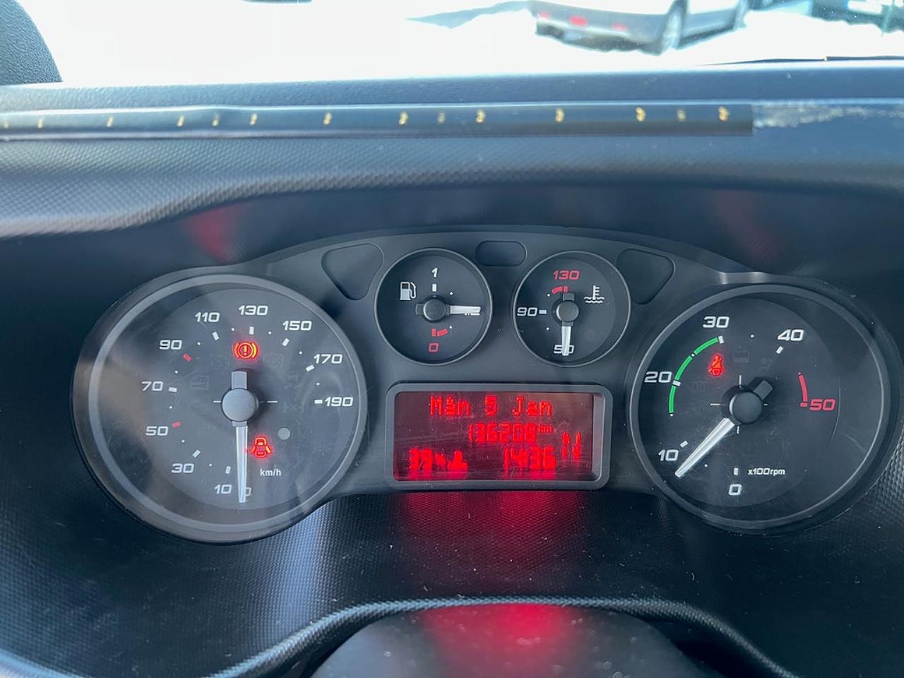 Iveco Daily 72C17 4x2 Kranbil MKT Extra Utrustning Euro 6 2017 - Kran