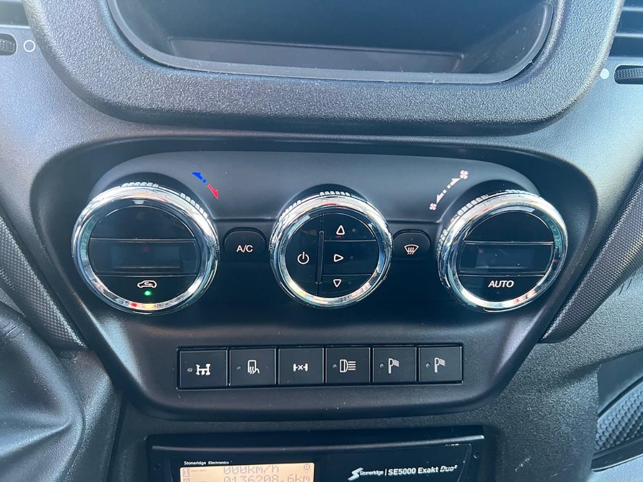 Iveco Daily 72C17 4x2 Kranbil MKT Extra Utrustning Euro 6 2017 - Kran