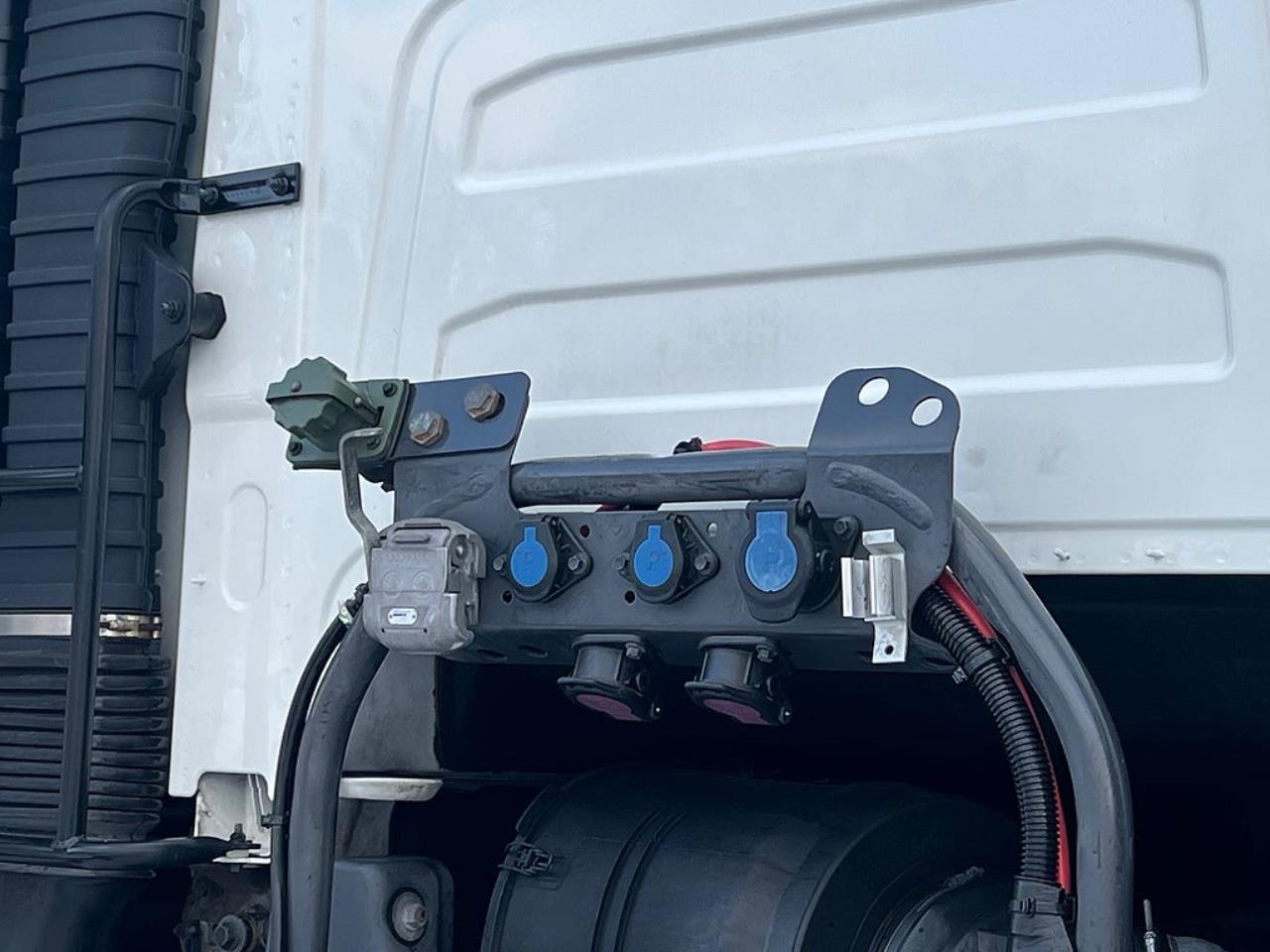 Volvo FH13 500 6x2 Dragbil I-Save & I-See Euro 6 2021 - Dragbil