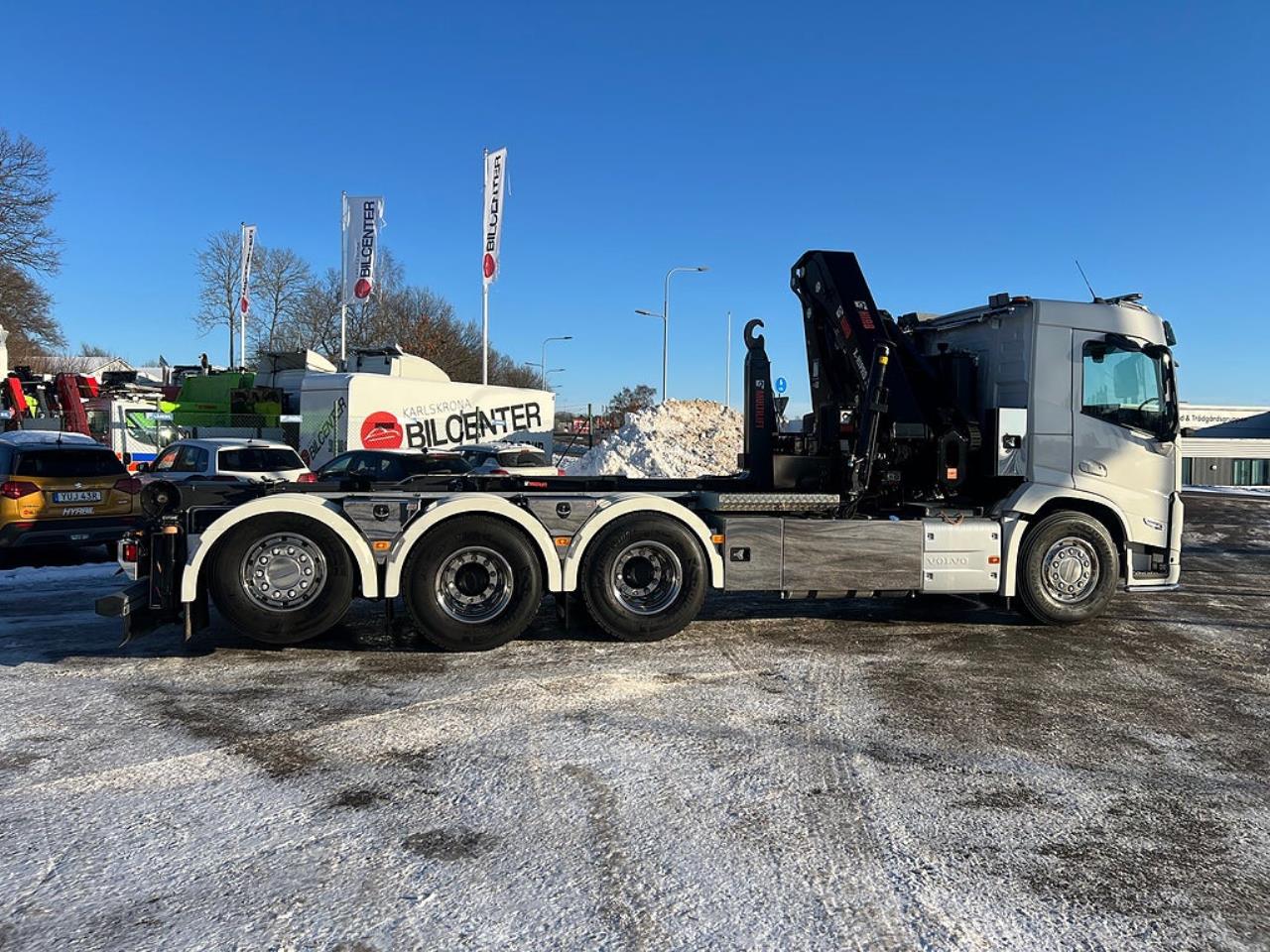 Volvo FM13 500 8x4*4 Tridem Kranv&auml;xlare Hiab 302 2023 - Kran