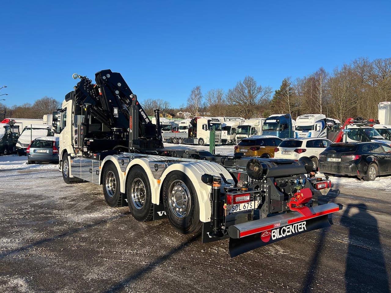 Volvo FM13 500 8x4*4 Tridem Kranv&auml;xlare Hiab 302 2023 - Kran