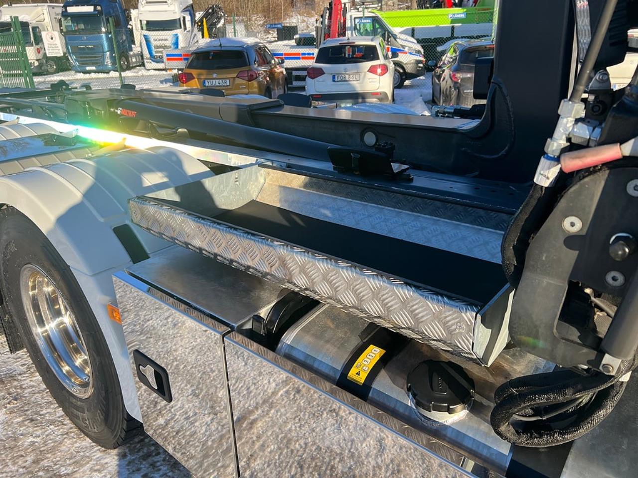 Volvo FM13 500 8x4*4 Tridem Kranv&auml;xlare Hiab 302 2023 - Kran