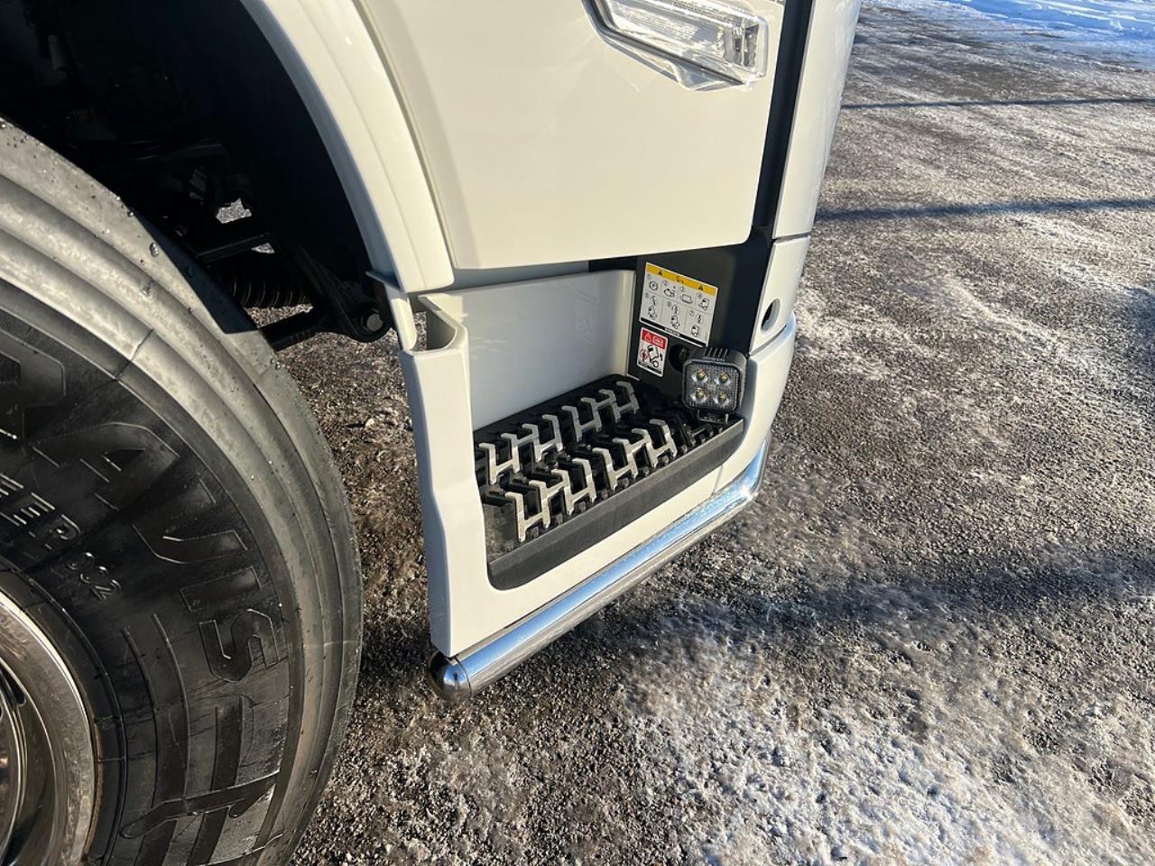 Volvo FM13 500 8x4*4 Tridem Kranv&auml;xlare Hiab 302 2023 - Kran