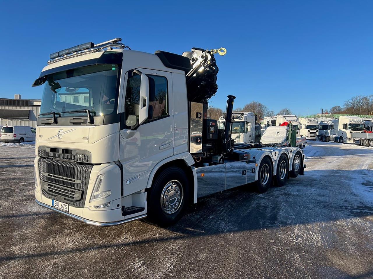 Volvo FM13 500 8x4*4 Tridem Kranv&auml;xlare Hiab 302 2023 - Kran