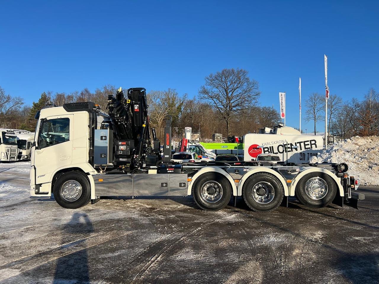 Volvo FM13 500 8x4*4 Tridem Kranv&auml;xlare Hiab 302 2023 - Kran