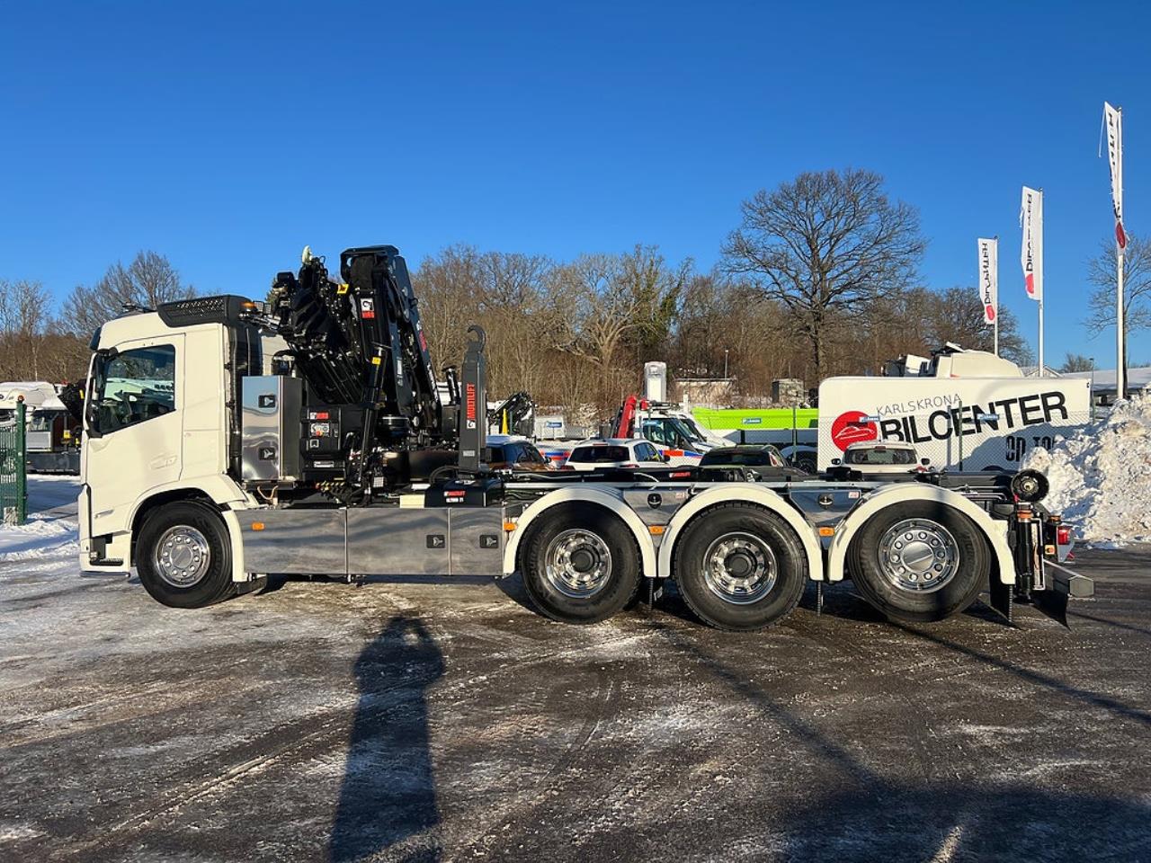 Volvo FM13 500 8x4*4 Tridem Kranv&auml;xlare Hiab 302 2023 - Kran