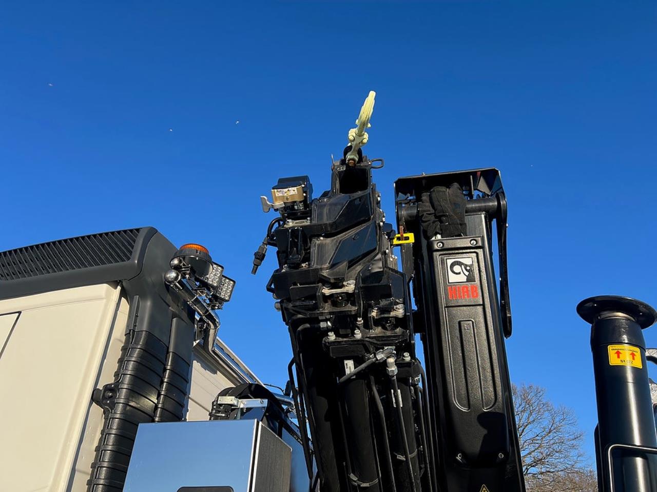 Volvo FM13 500 8x4*4 Tridem Kranv&auml;xlare Hiab 302 2023 - Kran