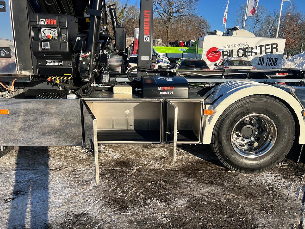 Volvo FM13 500 8x4*4 Tridem Kranv&auml;xlare Hiab 302 2023 - Kran